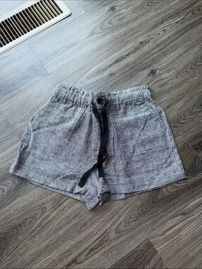 Casual Gray Drawstring Linen-Blend Shorts